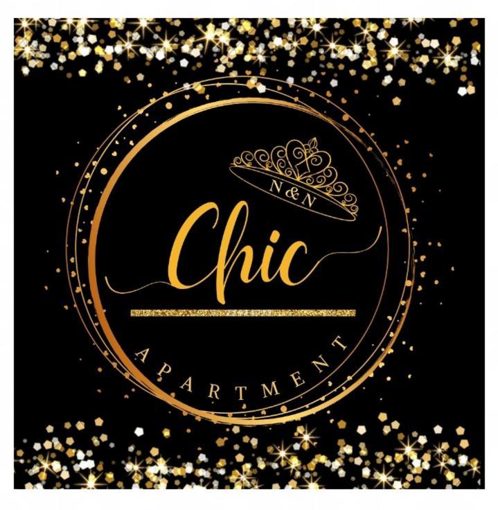 Chic *
